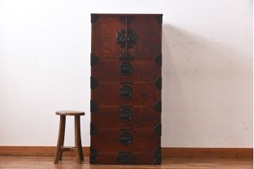 中古 伝統民芸家具 岩谷堂箪笥　開き戸　立長箪笥(引き出し、縦型チェスト、タンス)