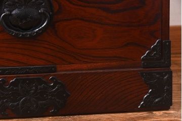 中古 伝統民芸家具 岩谷堂箪笥　開き戸　立長箪笥(引き出し、縦型チェスト、タンス)