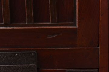 アンティーク家具　和製アンティーク　明治期　前面ケヤキ材使用　縦桟引き戸収納箪笥(水屋箪笥、重ね水屋、戸棚)