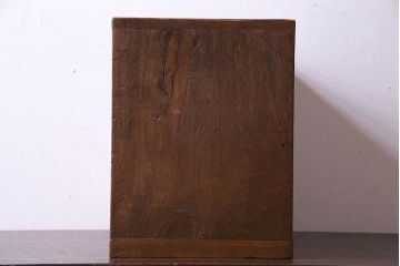 アンティーク家具　和製アンティーク　古い引手が味わい深い小引き出し(小物入れ、小物収納)