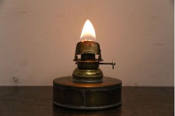 アンティーク雑貨　日本製　NAKAMURA SENTO(中村船燈)　渋さがある手持ちオイルランプ(船舶照明器具、カンテラ)