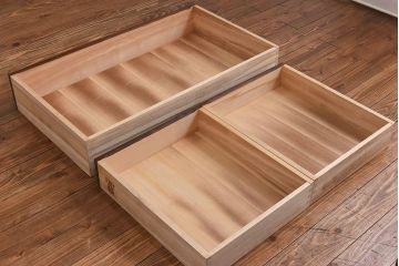 中古　北海道民芸家具　特注品　奥行のある仕様の整理タンス(チェスト)