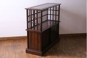 ビンテージ家具　ビンテージ　黒檀　モダンな格子が美しい飾り棚(茶棚)