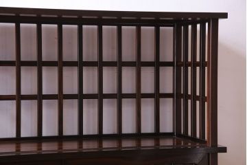 ビンテージ家具　ビンテージ　黒檀　モダンな格子が美しい飾り棚(茶棚)