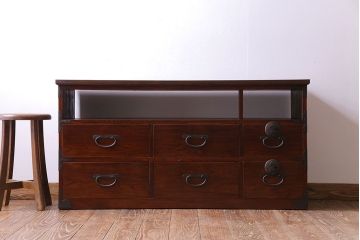 アンティーク家具　大正〜昭和初期　リメイク品　オープンラックが付いた時代箪笥サイドチェスト(ローボード、引き出し)
