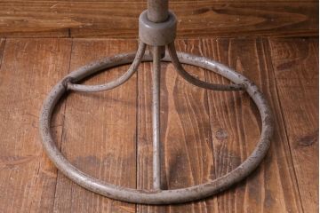 レトロ家具　レトロな雰囲気漂うシンプルな回転椅子(ワークチェア、イス、回転チェア)(R-028035)