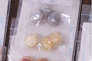 アンティーク雑貨　ビンテージ　落ち着いた色合いのボタンセット(1)