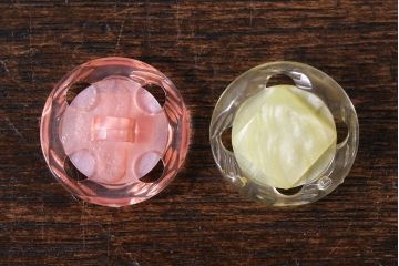アンティーク雑貨　ビンテージ　落ち着いた色合いのボタンセット(1)
