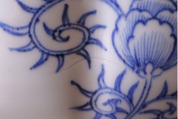 江戸期　古伊万里　染付線描き深鉢(深皿、変形皿)