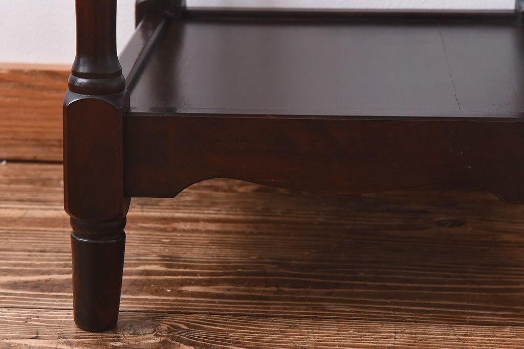 アンティーク雑貨　【O様ご成約品】中古　北海道民芸家具　HM853　落ち着きある色味と上品なデザインが魅力のサイドテーブル(花台)