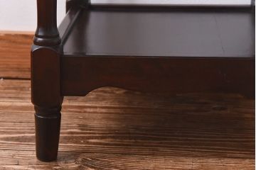 アンティーク雑貨　【O様ご成約品】中古　北海道民芸家具　HM853　落ち着きある色味と上品なデザインが魅力のサイドテーブル(花台)