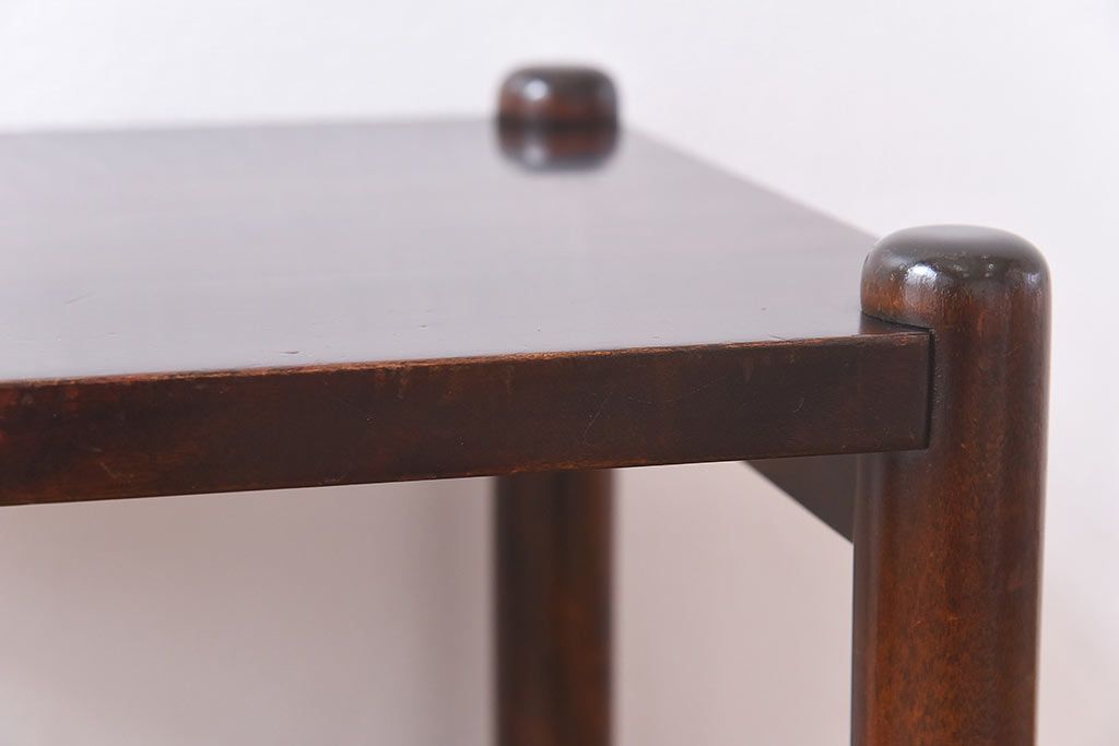 アンティーク雑貨　ビンテージ　北海道民芸家具　シンプルな小振りのスツール(花台、サイドテーブル)