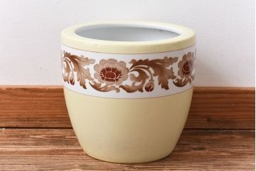 アンティーク雑貨　中古　オールドノリタケ(則武・日陶)　菊牡丹文がレトロな火鉢(鉢カバー、手あぶり)
