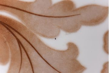 アンティーク雑貨　中古　オールドノリタケ(則武・日陶)　菊牡丹文がレトロな火鉢(鉢カバー、手あぶり)