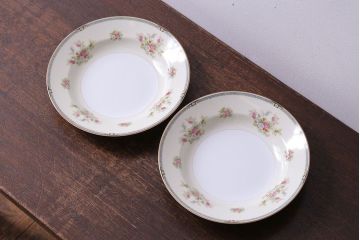 アンティーク雑貨　中古　ノリタケ(Noritake、則武)　可憐な花柄が魅力のスープ皿(洋食器)2枚セット(1)