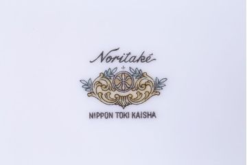 アンティーク雑貨　中古　ノリタケ(Noritake、則武)　可憐な花柄が魅力のスープ皿(洋食器)2枚セット(3)