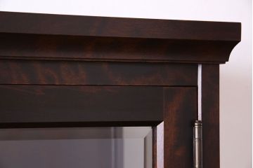 中古　希少な廃盤品!!　北海道民芸家具　OM158　上質な三方ガラス飾り棚(陳列棚、食器棚、ガラスケース)(1)