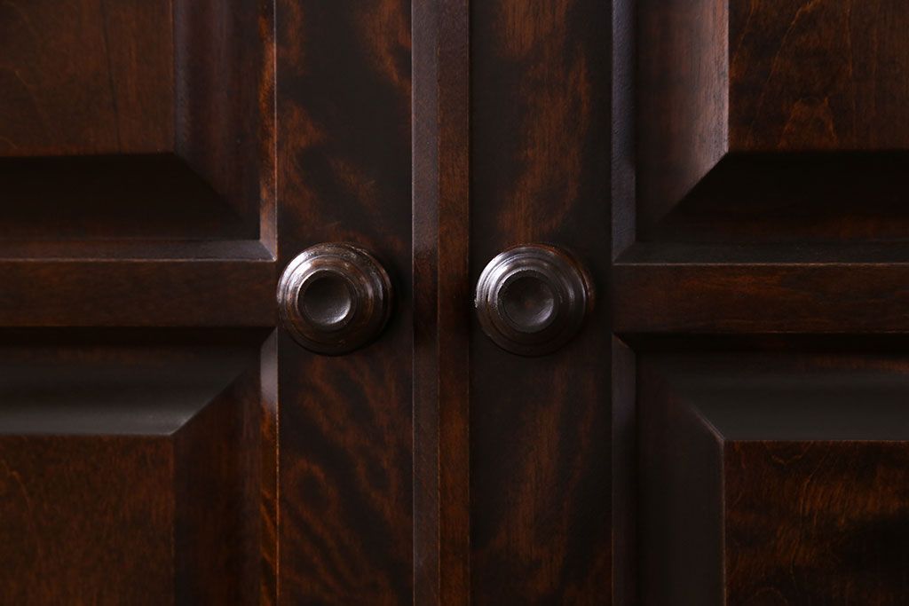 中古　希少な廃盤品!!　北海道民芸家具　OM158　上質な三方ガラス飾り棚(陳列棚、食器棚、ガラスケース)(1)