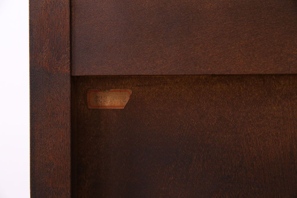 中古　希少な廃盤品!!　北海道民芸家具　OM158　上質な三方ガラス飾り棚(陳列棚、食器棚、ガラスケース)(1)