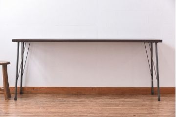 古材をリメイク!古材の質感が味わい深い鉄脚テーブル(作業台)