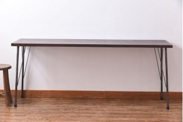 古材をリメイク!古材の質感が味わい深い鉄脚テーブル(作業台)