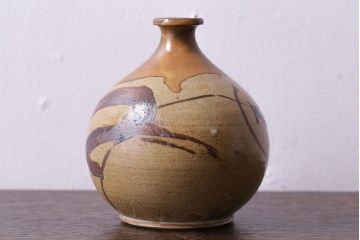 アンティーク雑貨　昭和期　笠間焼　中野晃嗣　草文一輪挿(花瓶、花器)