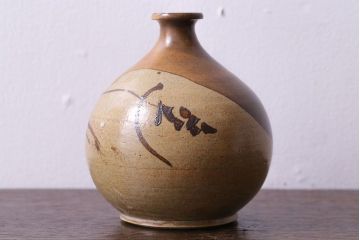 アンティーク雑貨　昭和期　笠間焼　中野晃嗣　草文一輪挿(花瓶、花器)