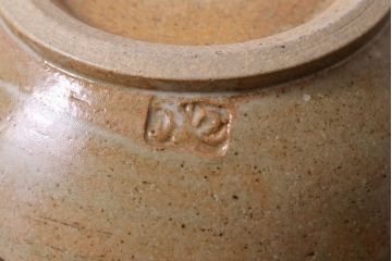 アンティーク雑貨　昭和期　笠間焼　中野晃嗣　草文一輪挿(花瓶、花器)