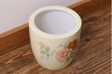 アンティーク雑貨　ノリタケ・則武(日陶)　昭和初期　牡丹の図　小さな火鉢(手あぶり、鉢カバー)(1)