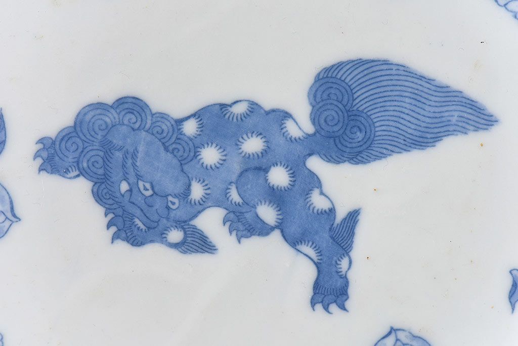 アンティーク雑貨　和製アンティーク　唐獅子牡丹図　染付中皿