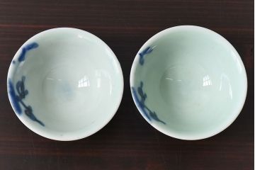 アンティーク雑貨　和製アンティーク　染付湯のみ(湯呑)2客セット(1)