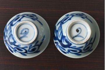 アンティーク雑貨　和製アンティーク　染付湯のみ(湯呑)2客セット(1)