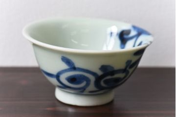 アンティーク雑貨　和製アンティーク　染付湯のみ(湯呑)2客セット(2)