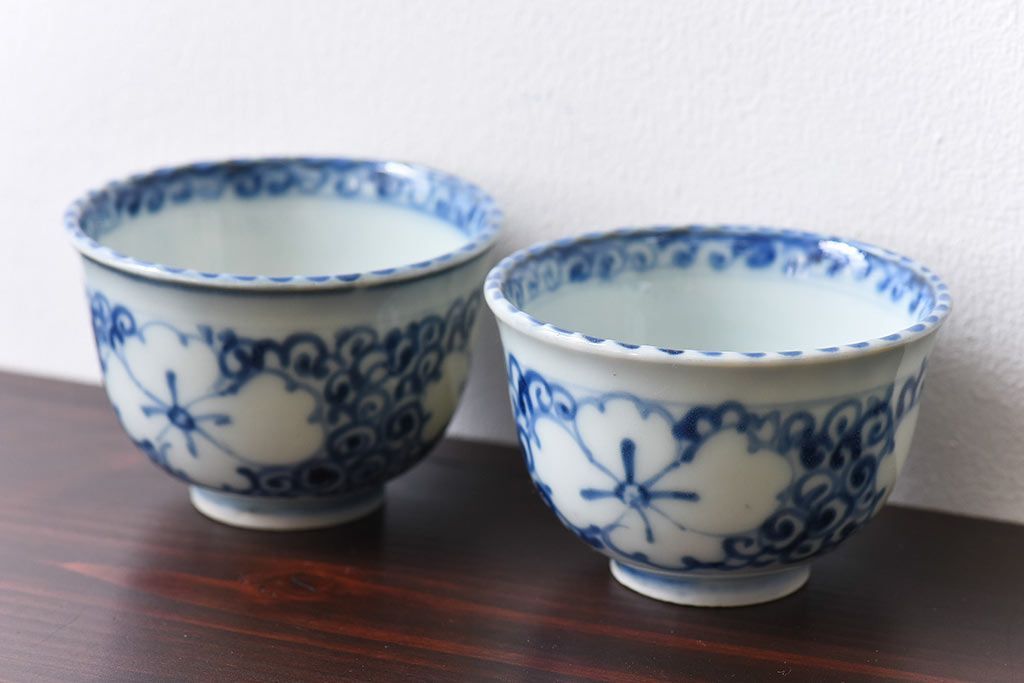 和製アンティーク　花柄　染付湯のみ(湯呑、蕎麦猪口)2客セット(1)