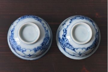 和製アンティーク　花柄　染付湯のみ(湯呑、蕎麦猪口)2客セット(2)