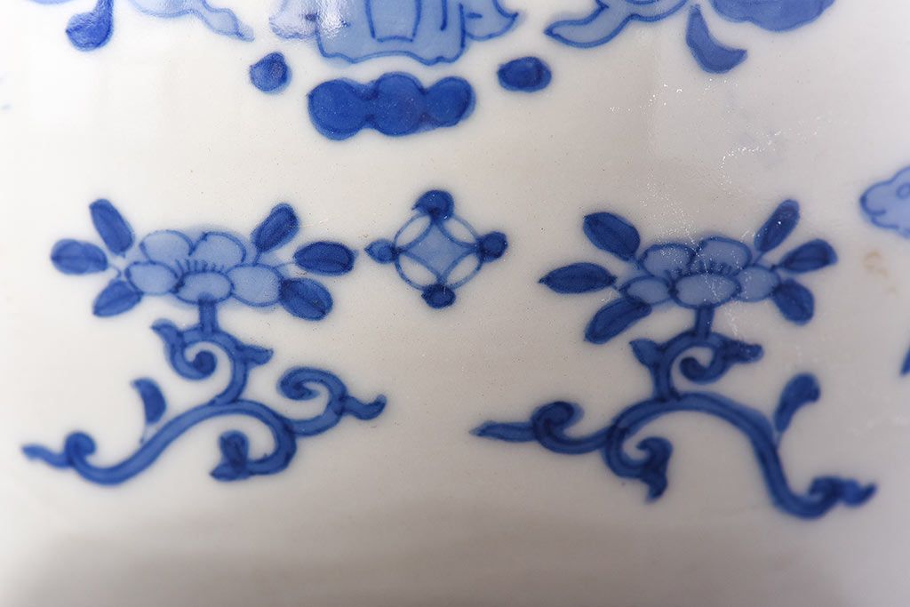 アンティーク雑貨　明治大正期　ふっくらとしたフォルムの染付唐子火入れ(ペン立て、小物入れ)