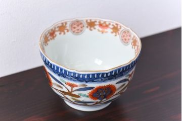 江戸期　華やかな色合いが目を引く色絵向付(和食器)(1)