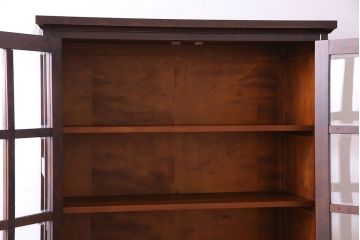 中古美品　北海道民芸家具　HM160K　上品なキャビネット(食器棚、本箱、書棚、収納棚)(定価約45万)(2)