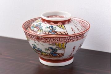アンティーク雑貨　幕末〜明治期!　余白を美しく魅せる赤絵染付蓋茶碗(1)