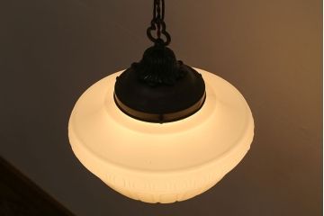 大正〜昭和初期　懐かしい魅力あふれるペンダントライト(天井照明、吊り照明、シェード)