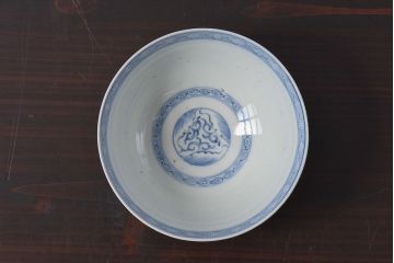 アンティーク雑貨　江戸時代後期　伊万里焼　線描染付　蓋茶碗2客セット(1)