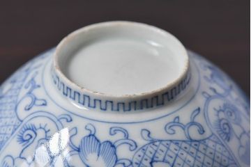 アンティーク雑貨　江戸時代後期　伊万里焼　線描染付　蓋茶碗2客セット(2)