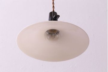 昭和レトロ　温かみのある平笠のシェード(天井照明、電笠)(3)