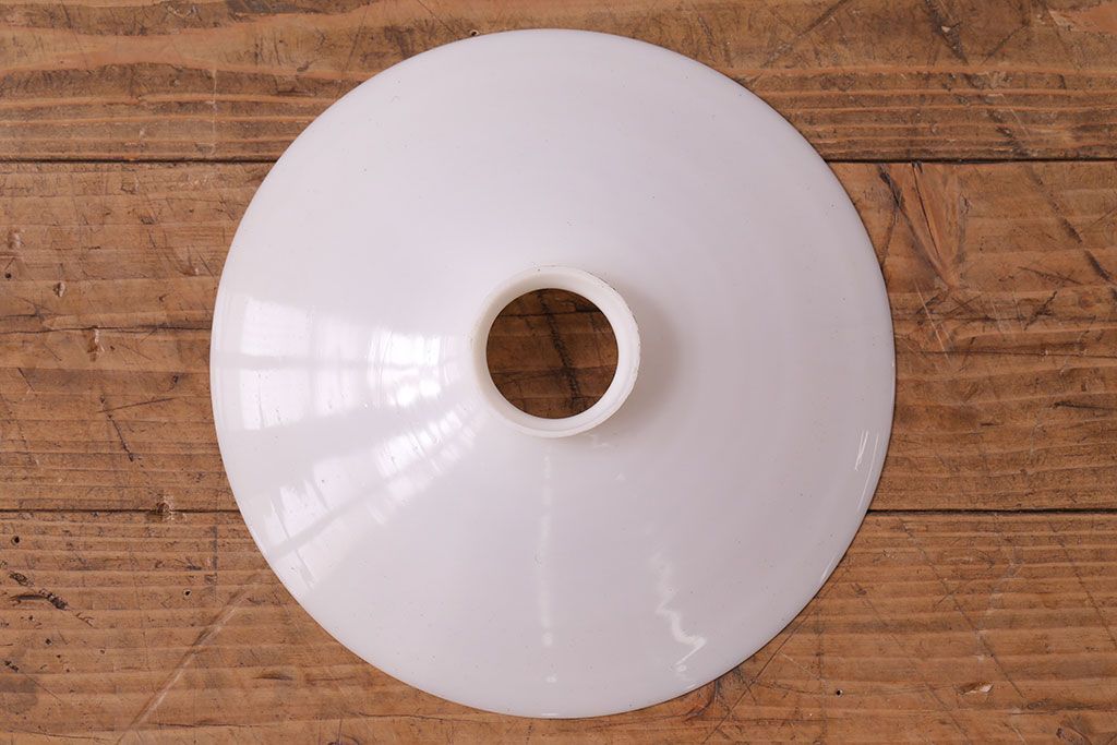 昭和レトロ　温かみのある平笠のシェード(天井照明、電笠)(3)