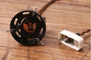 昭和レトロ　温かみのある平笠のシェード(天井照明、電笠)(3)