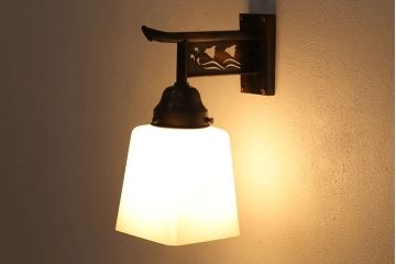 ムードあふれるおしゃれなウォールランプ(壁掛け照明、ブラケットライト)