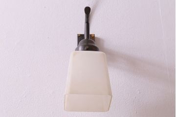 ムードあふれるおしゃれなウォールランプ(壁掛け照明、ブラケットライト)