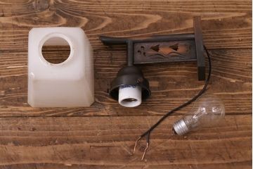 ムードあふれるおしゃれなウォールランプ(壁掛け照明、ブラケットライト)