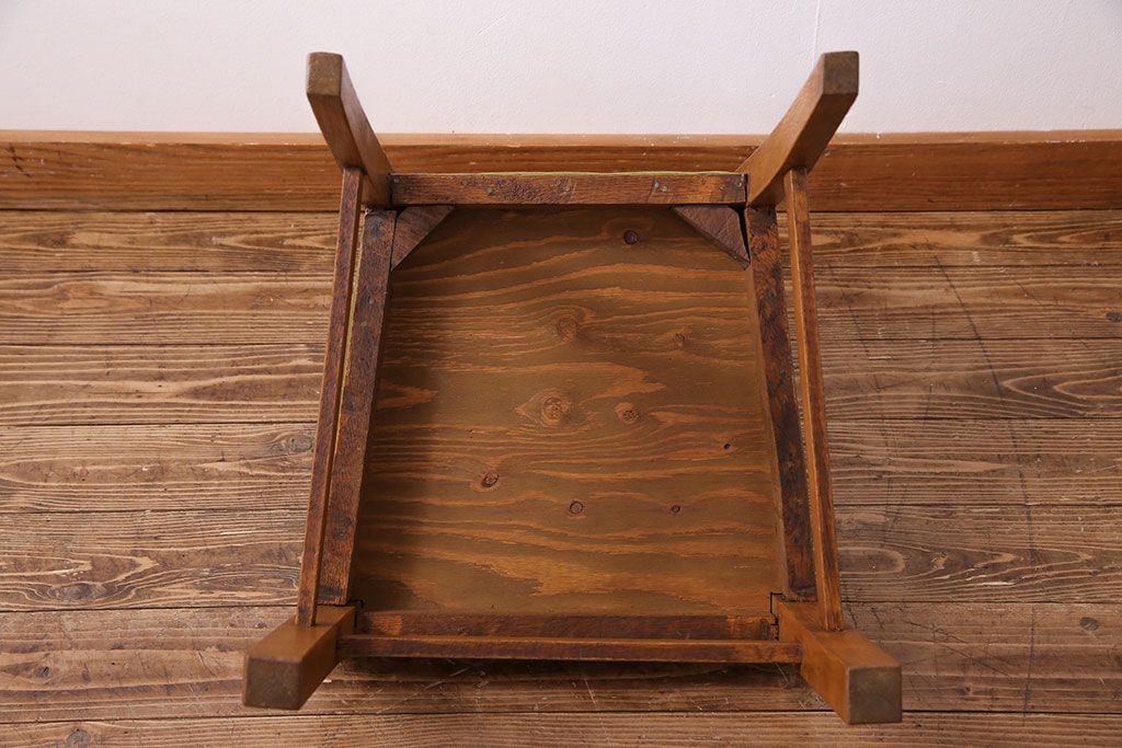 アンティーク家具　和製アンティーク　落ち着きのある色味のナラ材のチェア(椅子、ダイニングチェア)(3)