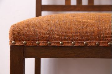 アンティーク家具　和製アンティーク　落ち着きのある色味のナラ材のチェア(椅子、ダイニングチェア)
